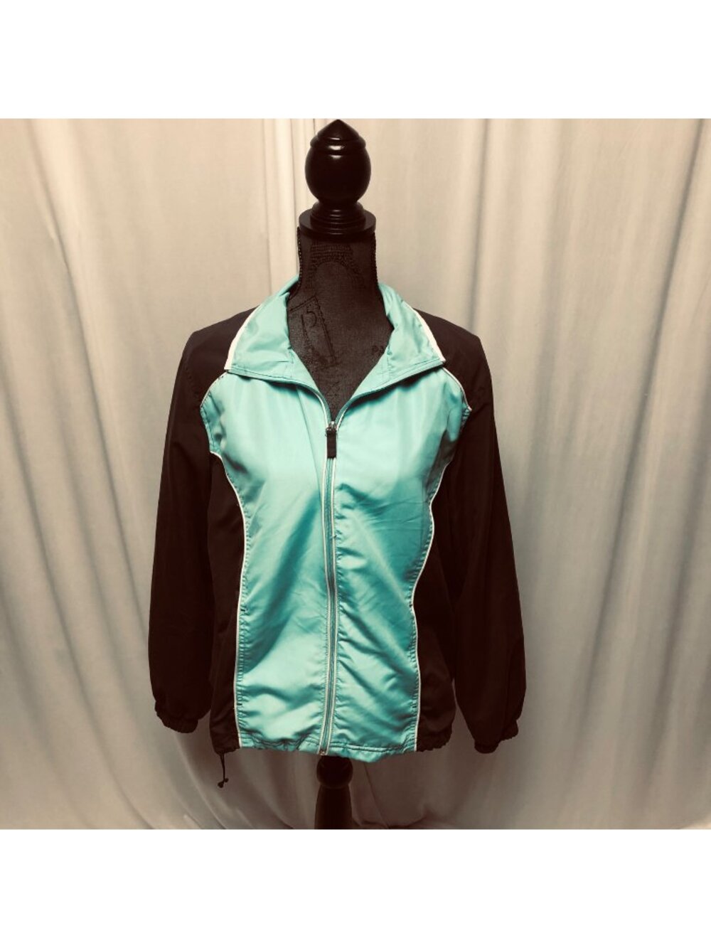 Active Studio Windbreaker Jacket Womens Size Large Zip Up Lightweight Green Gray